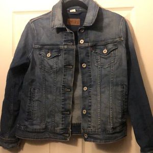 Women Levis jacket